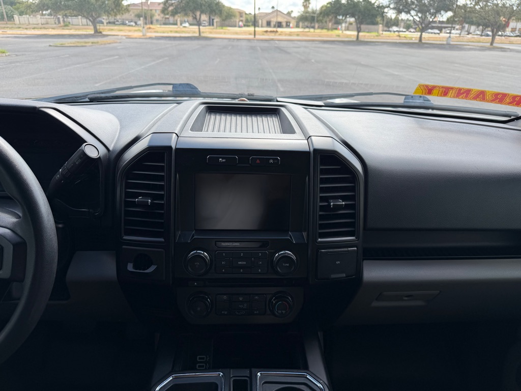 Photo 15 of this FORD F-150
