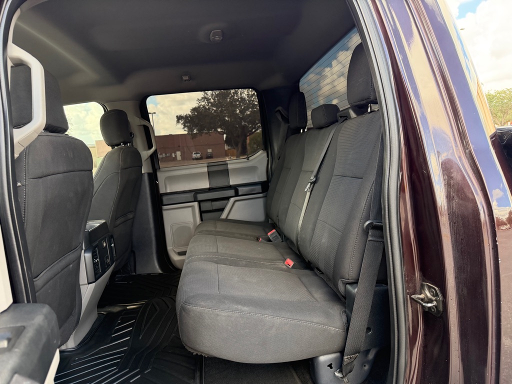 Photo 18 of this FORD F-150
