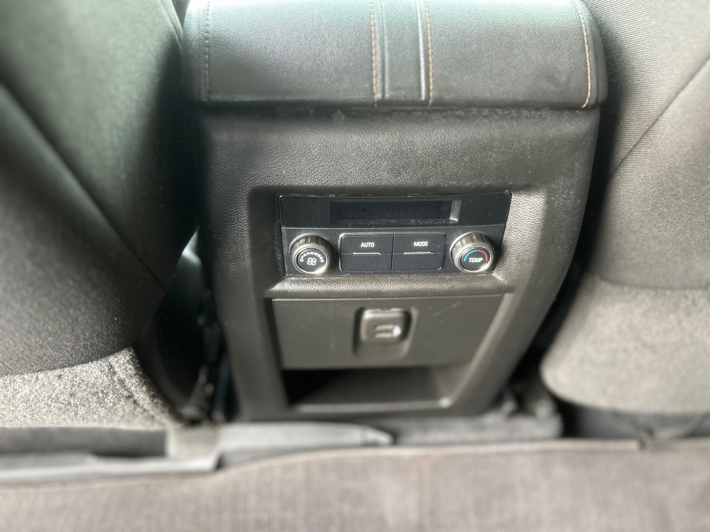 Photo 18 of this CHEVROLET TRAVERSE