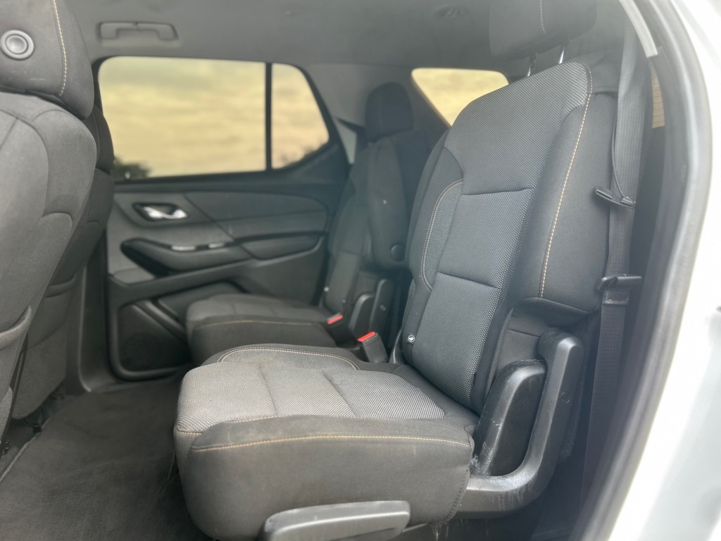 Photo 16 of this CHEVROLET TRAVERSE
