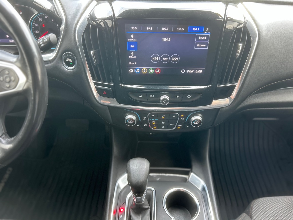 Photo 12 of this CHEVROLET TRAVERSE