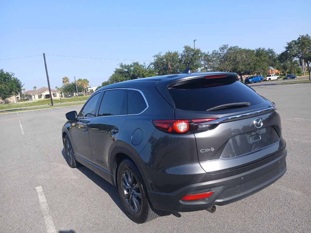 Photo 17 of this MAZDA CX-9