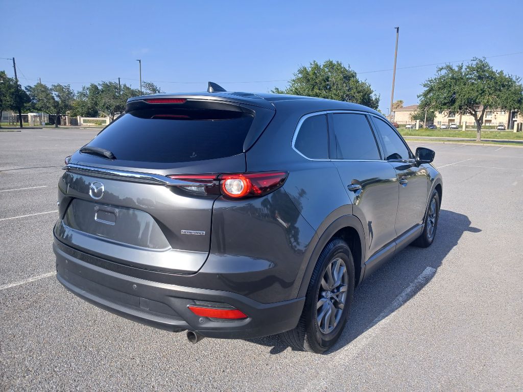 Photo 16 of this MAZDA CX-9