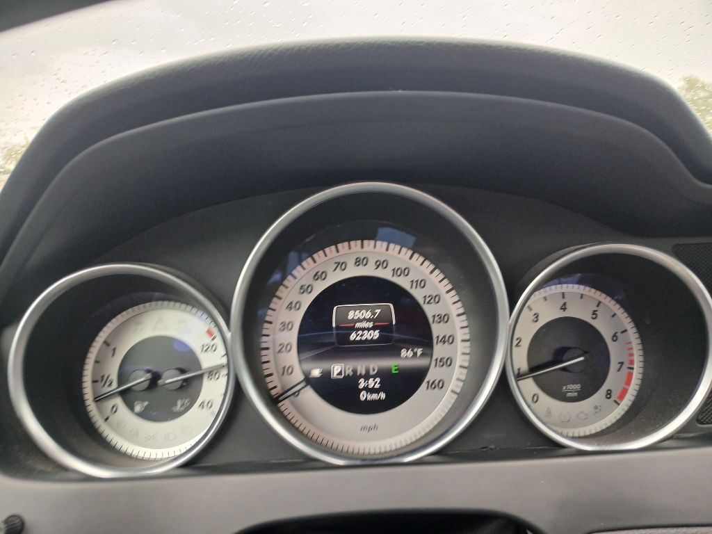 Photo 8 of this MERCEDES-BENZ C-CLASS