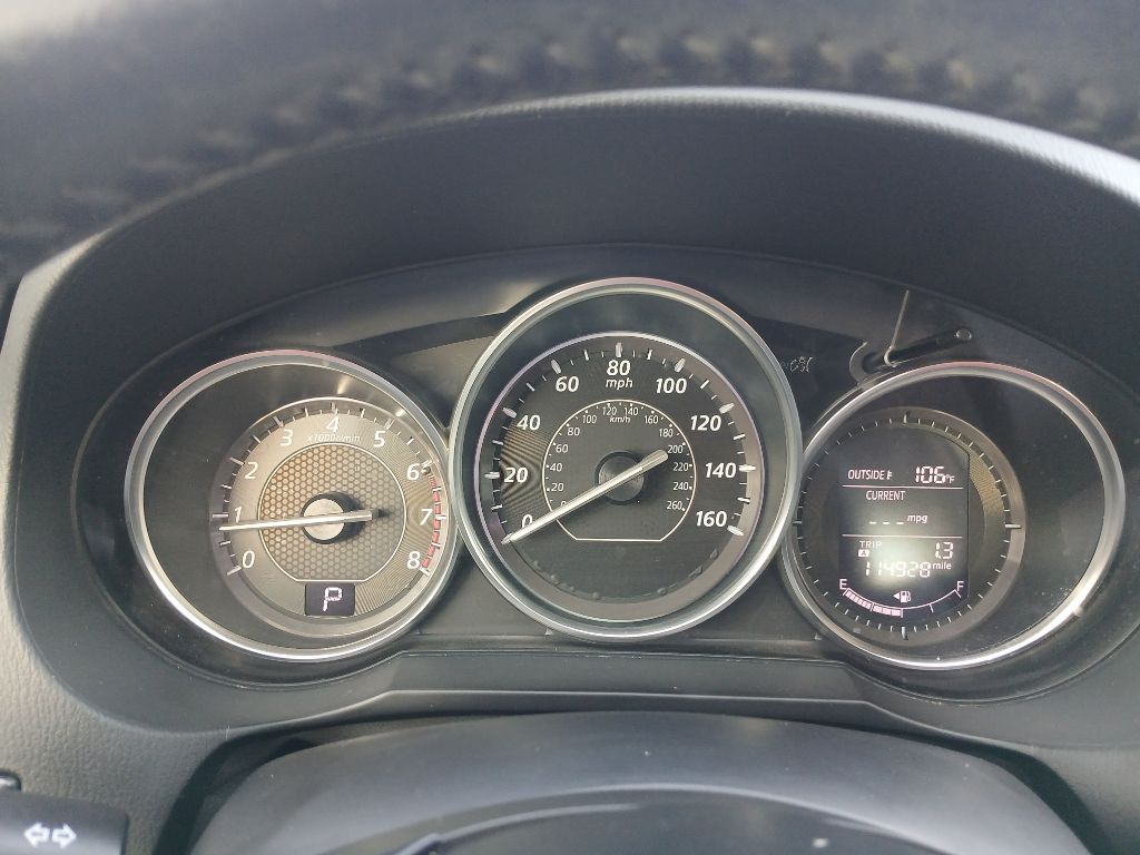 Photo 11 of this MAZDA MAZDA6