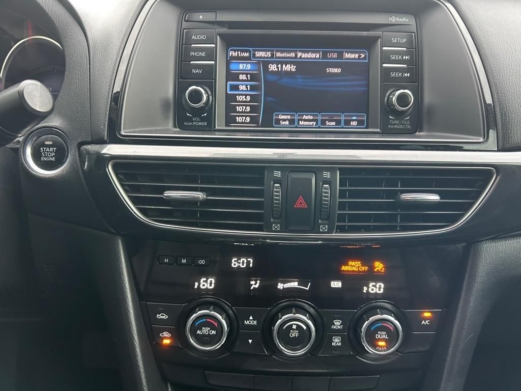 Photo 12 of this MAZDA MAZDA6