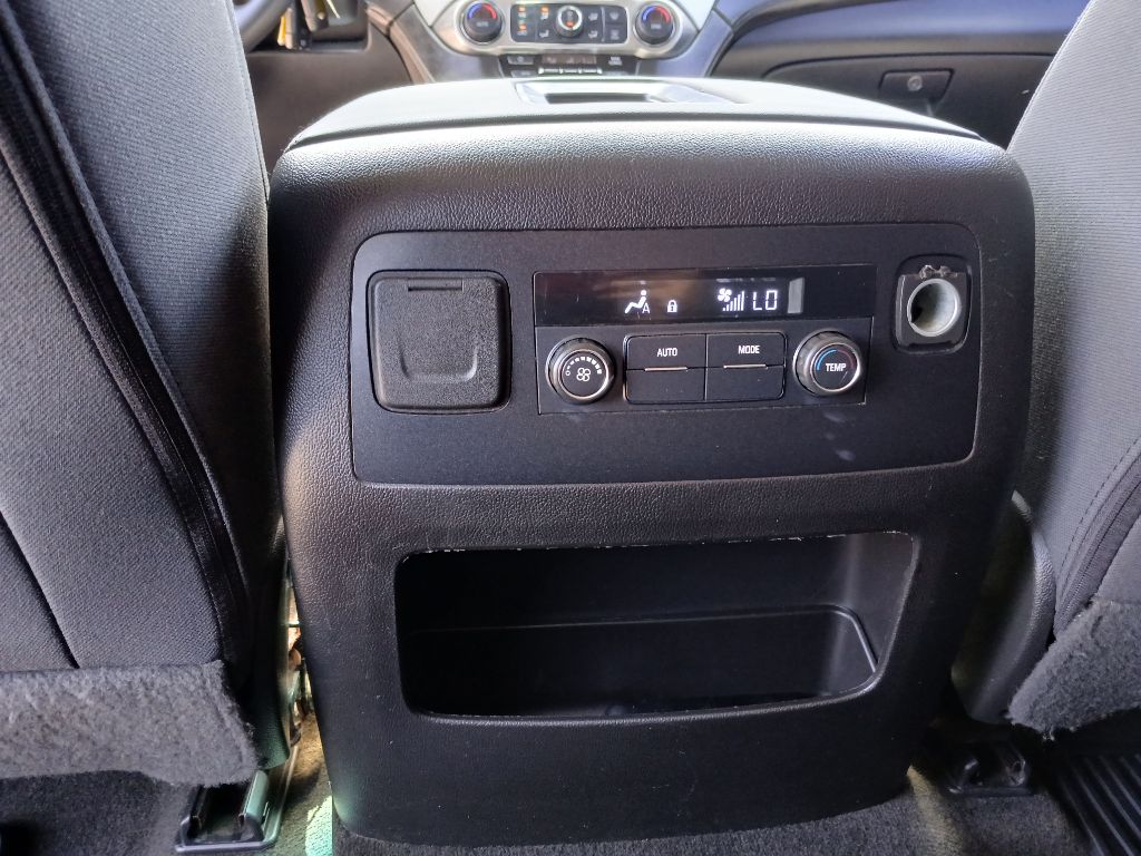 Photo 14 of this CHEVROLET TAHOE