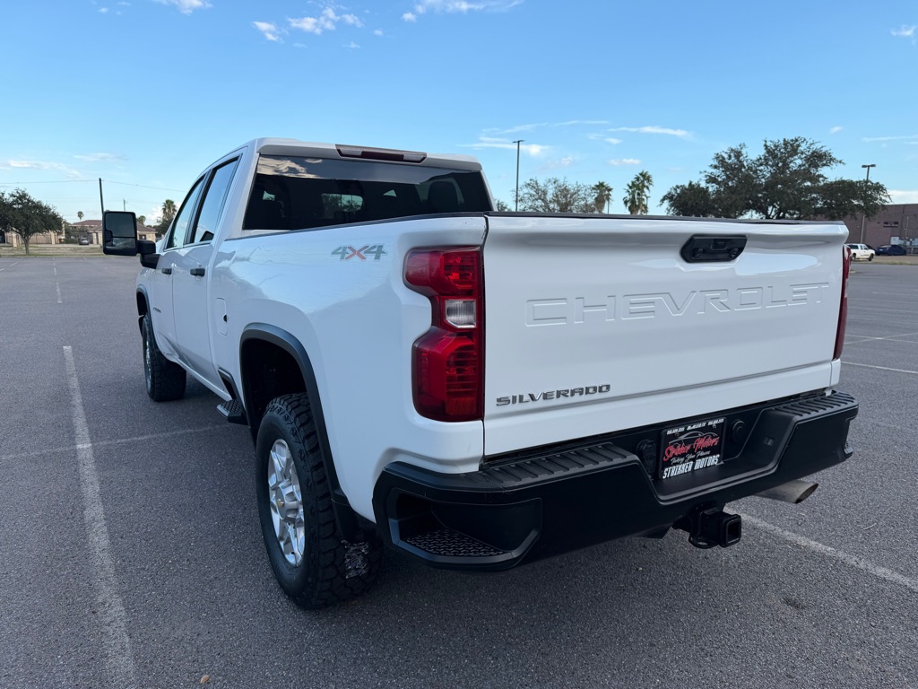 Photo 18 of this CHEVROLET SILVERADO 2500H