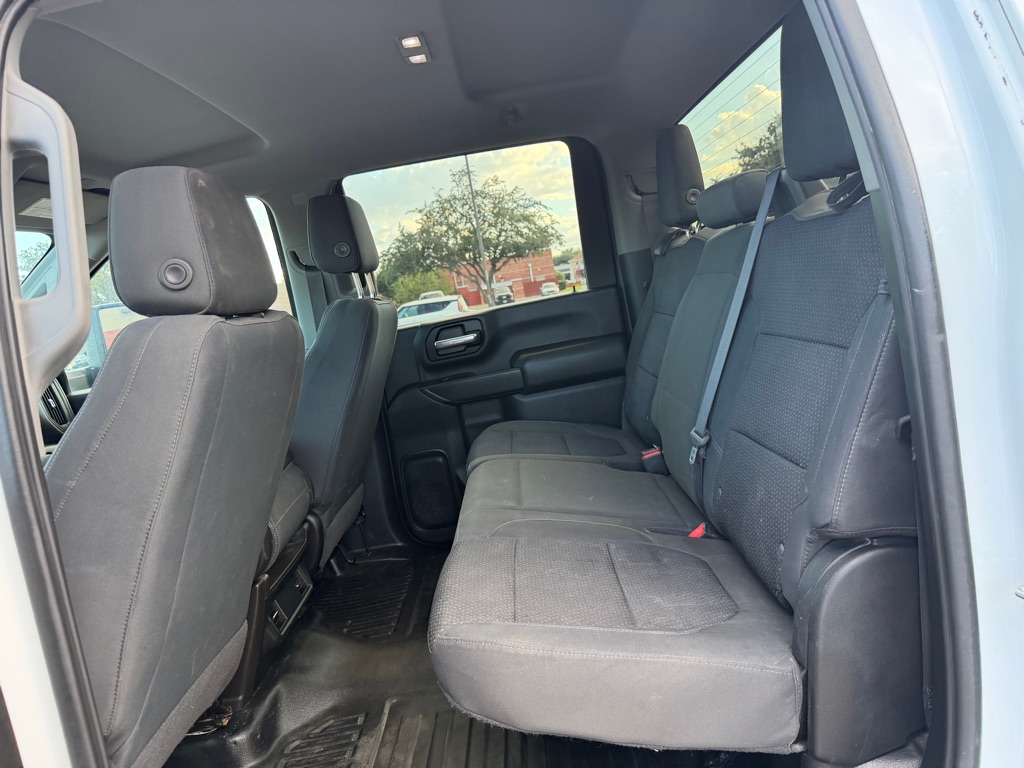 Photo 15 of this CHEVROLET SILVERADO 2500H