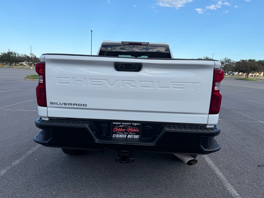 Photo 19 of this CHEVROLET SILVERADO 2500H