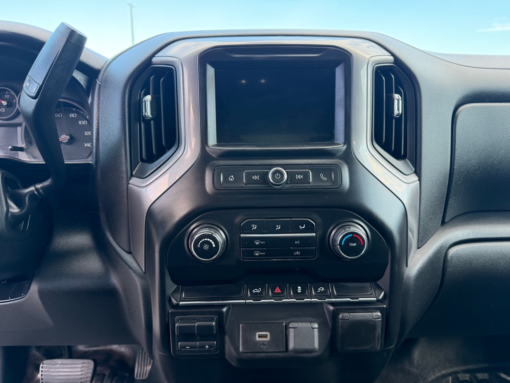 Photo 11 of this CHEVROLET SILVERADO 2500H