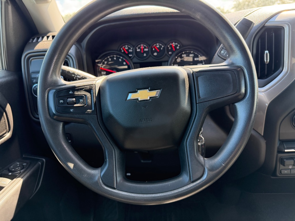 Photo 11 of this CHEVROLET SILVERADO 1500
