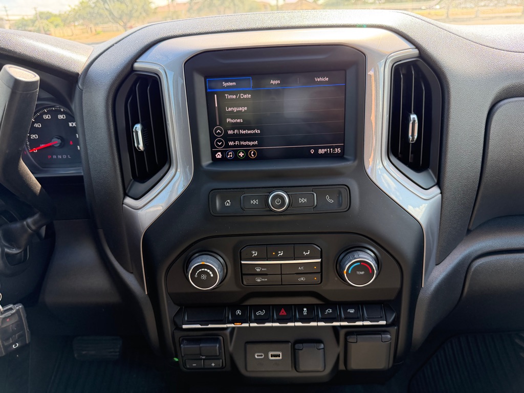 Photo 12 of this CHEVROLET SILVERADO 1500