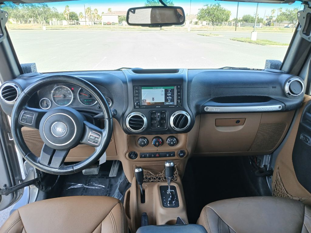 Photo 8 of this JEEP WRANGLER UNLIMI