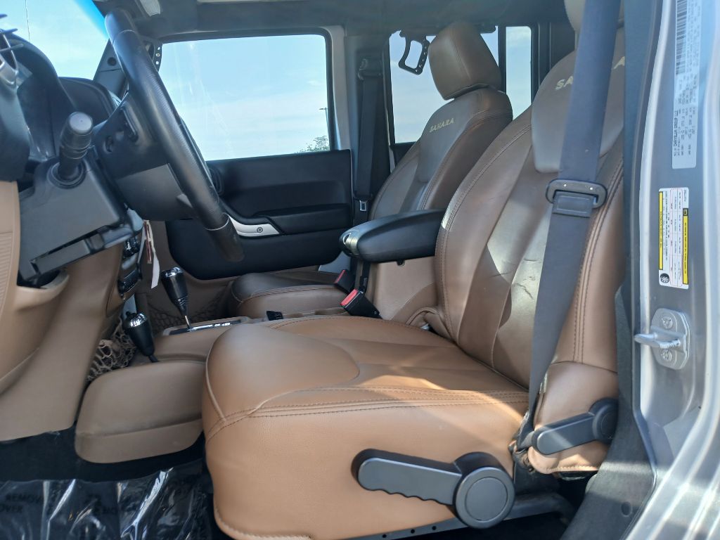 Photo 13 of this JEEP WRANGLER UNLIMI