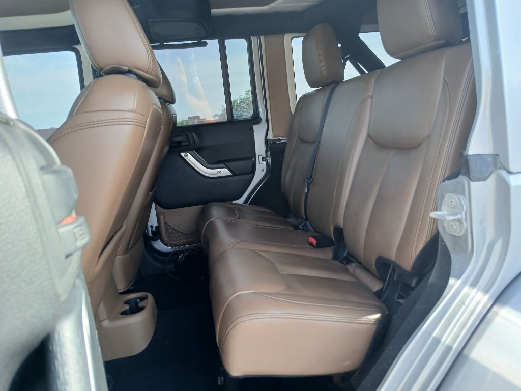 Photo 14 of this JEEP WRANGLER UNLIMI