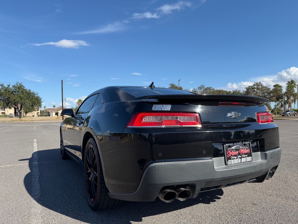 Photo 3 of this CHEVROLET CAMARO