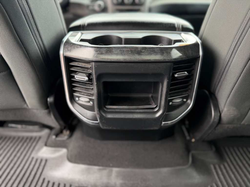 Photo 15 of this RAM 1500