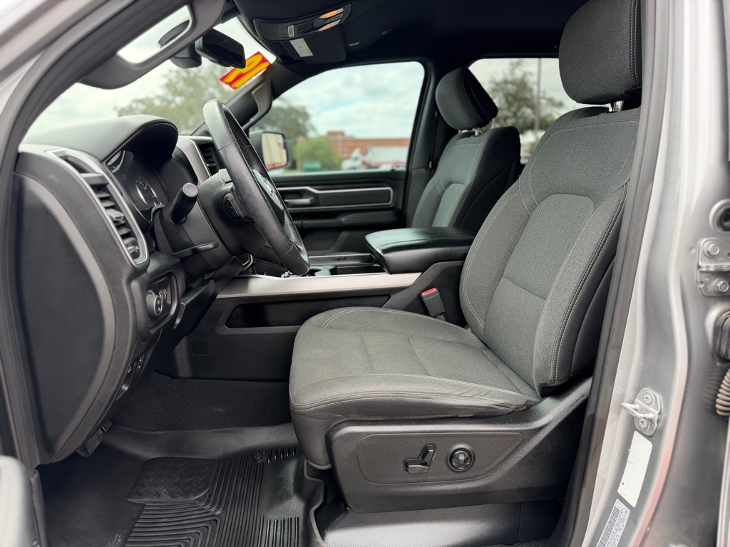 Photo 19 of this RAM 1500
