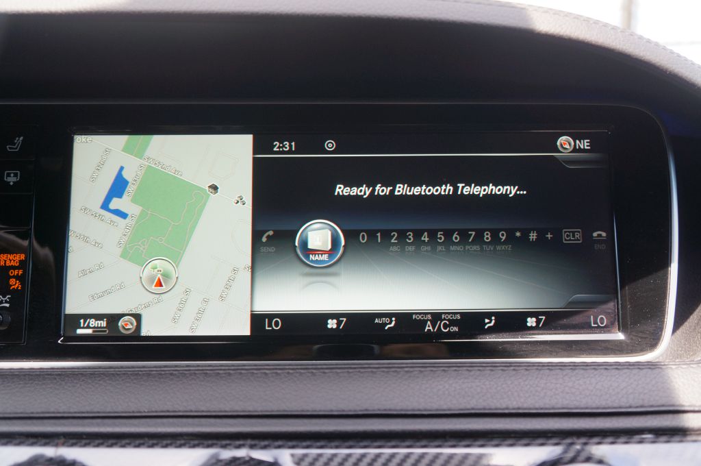 Photo 36 of this MERCEDES-BENZ S-CLASS
