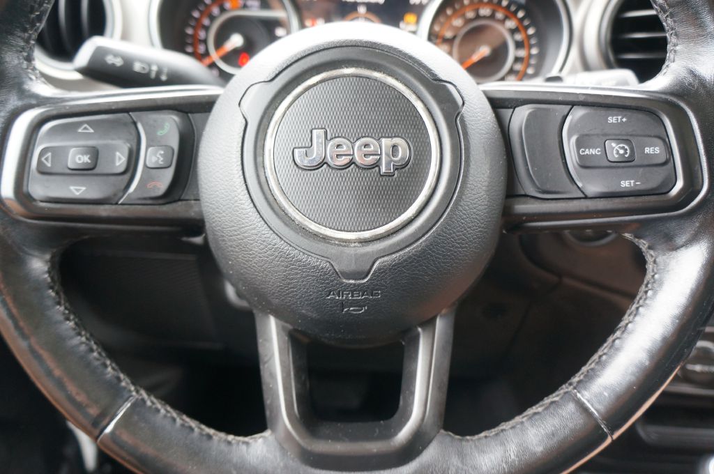 Photo 36 of this JEEP WRANGLER WILLYS