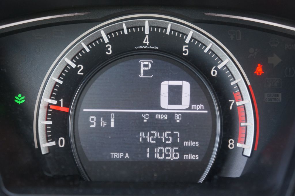 Photo 37 of this HONDA CIVIC LX