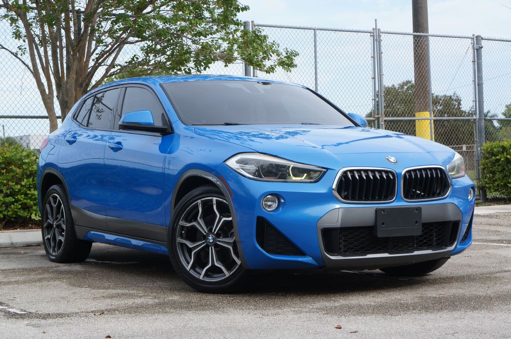 Photo 4 of this BMW X2 SDRIVE28I