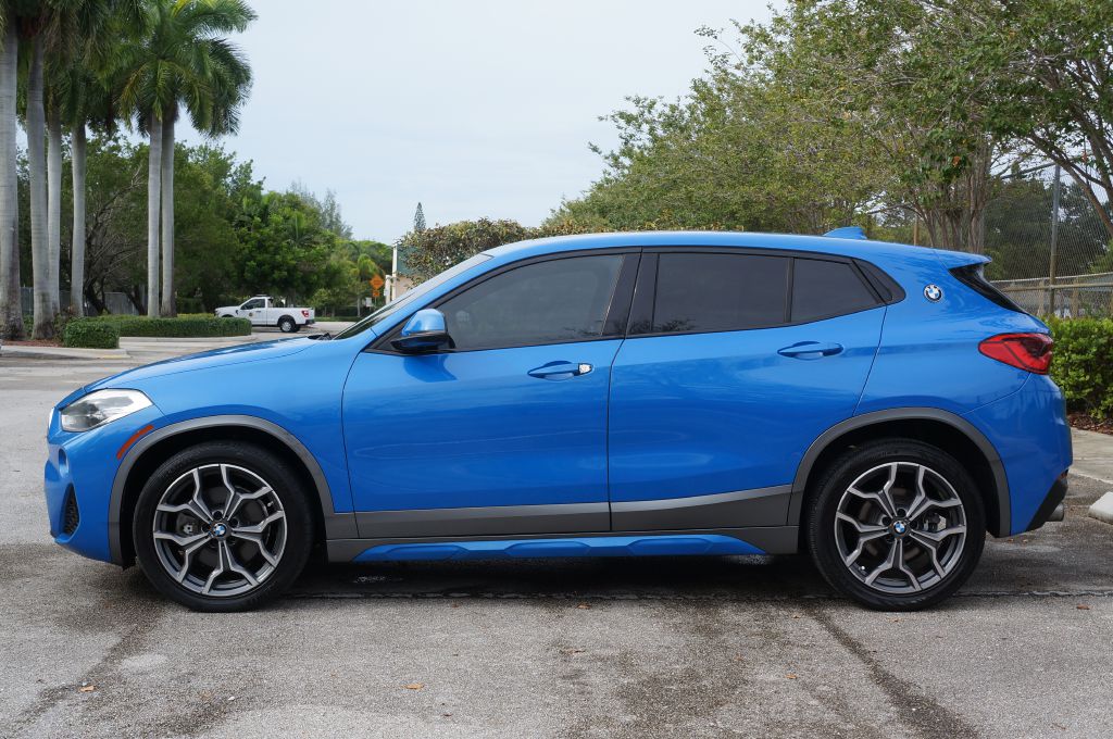 Photo 6 of this BMW X2 SDRIVE28I
