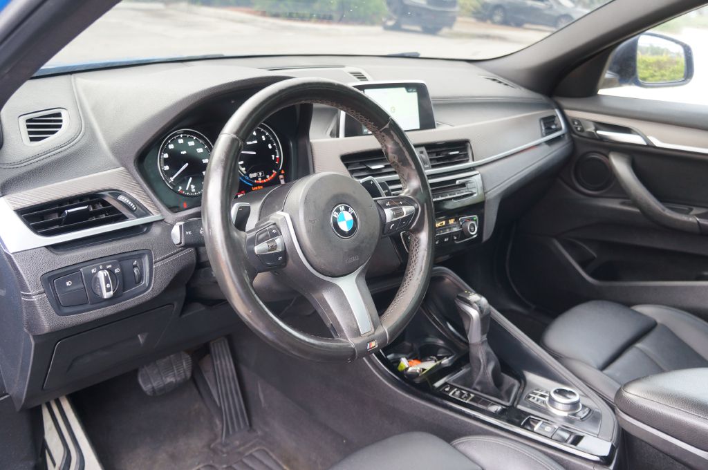 Photo 19 of this BMW X2 SDRIVE28I