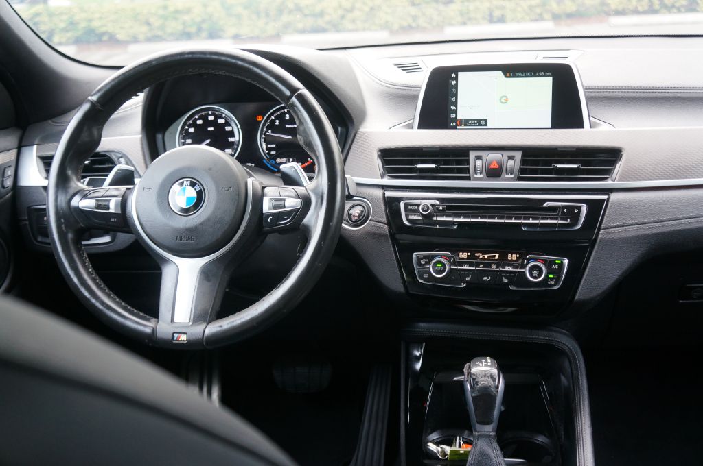 Photo 25 of this BMW X2 SDRIVE28I
