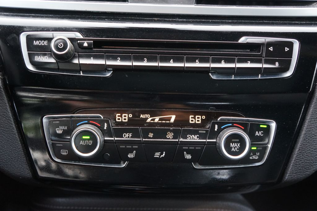 Photo 29 of this BMW X2 SDRIVE28I