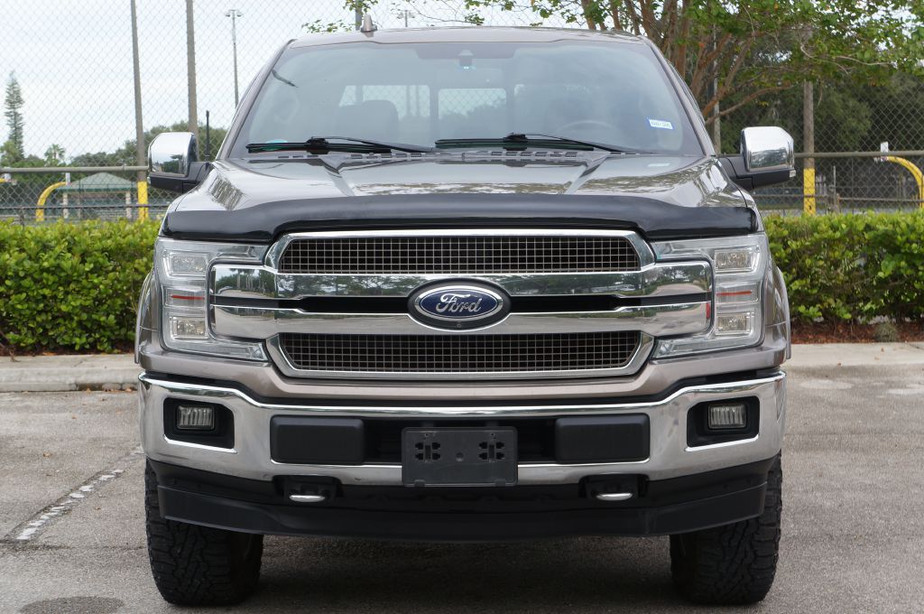 Photo 3 of this FORD F-150 KING RANC
