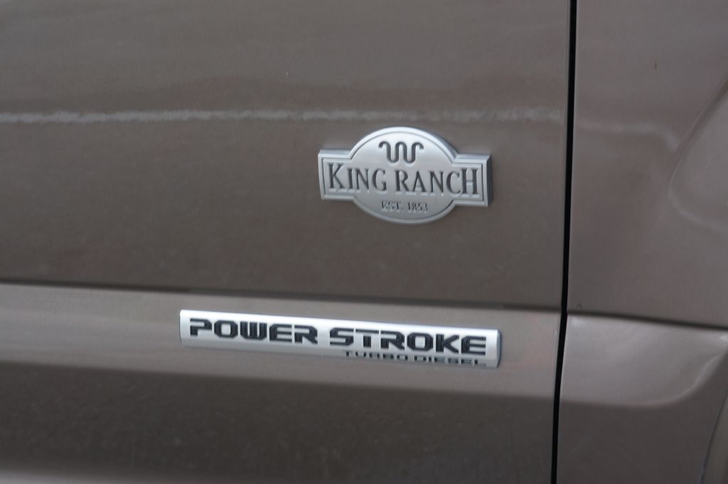 Photo 17 of this FORD F-150 KING RANC