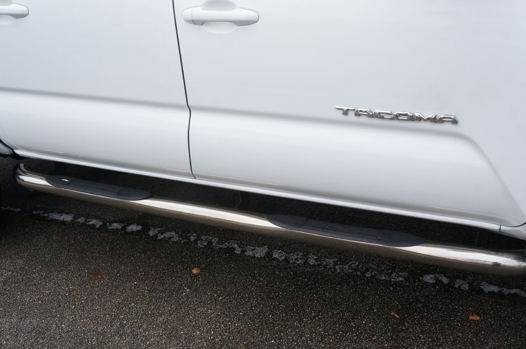 Photo 16 of this TOYOTA TACOMA SR5 V6