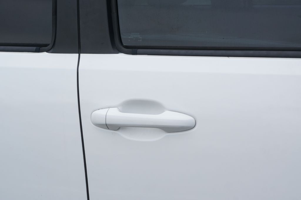 Photo 17 of this TOYOTA TACOMA SR5 V6