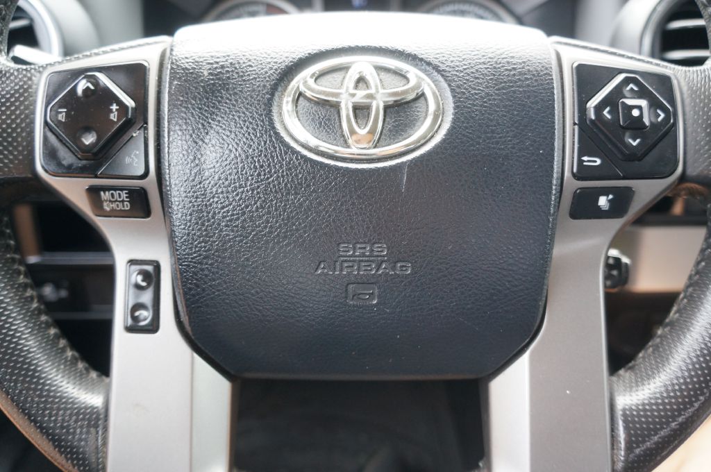 Photo 37 of this TOYOTA TACOMA SR5 V6