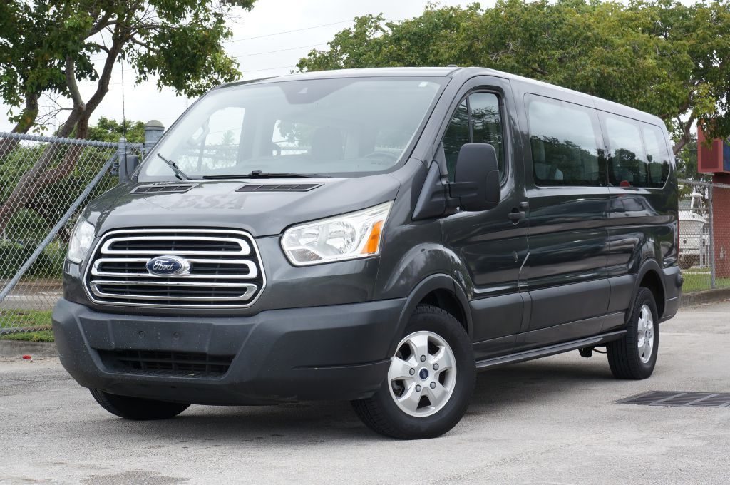 2019 FORD TRANSIT LR 15P