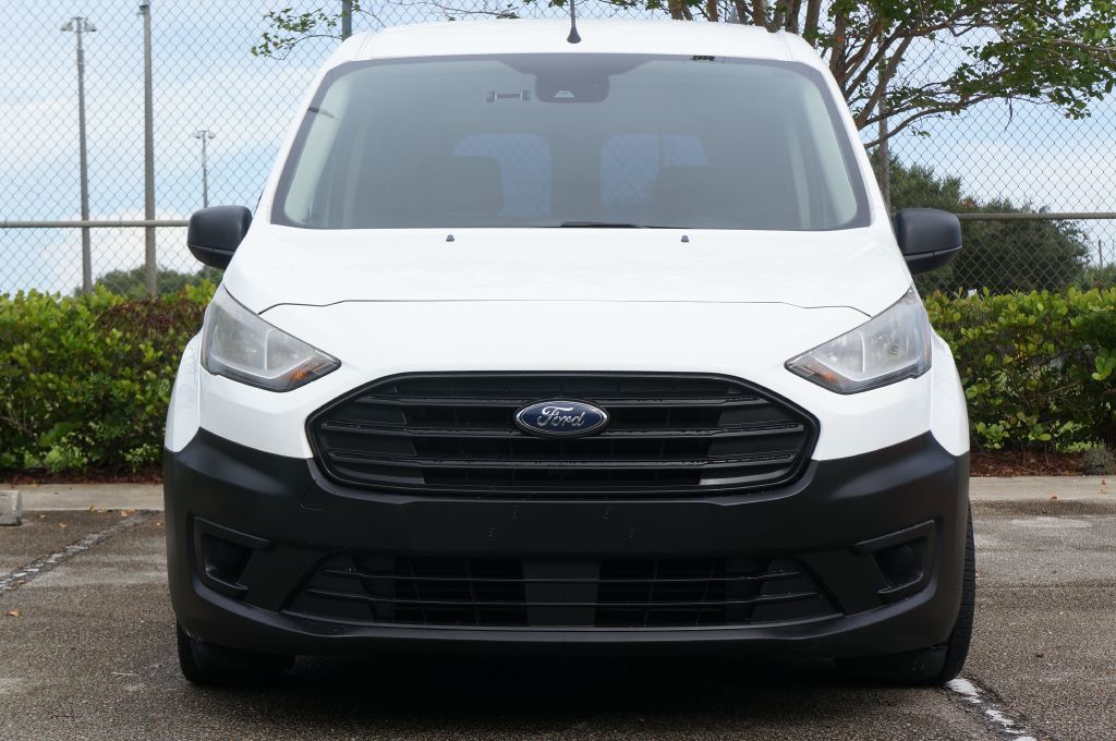 Photo 3 of this FORD TRANSIT CONNECT