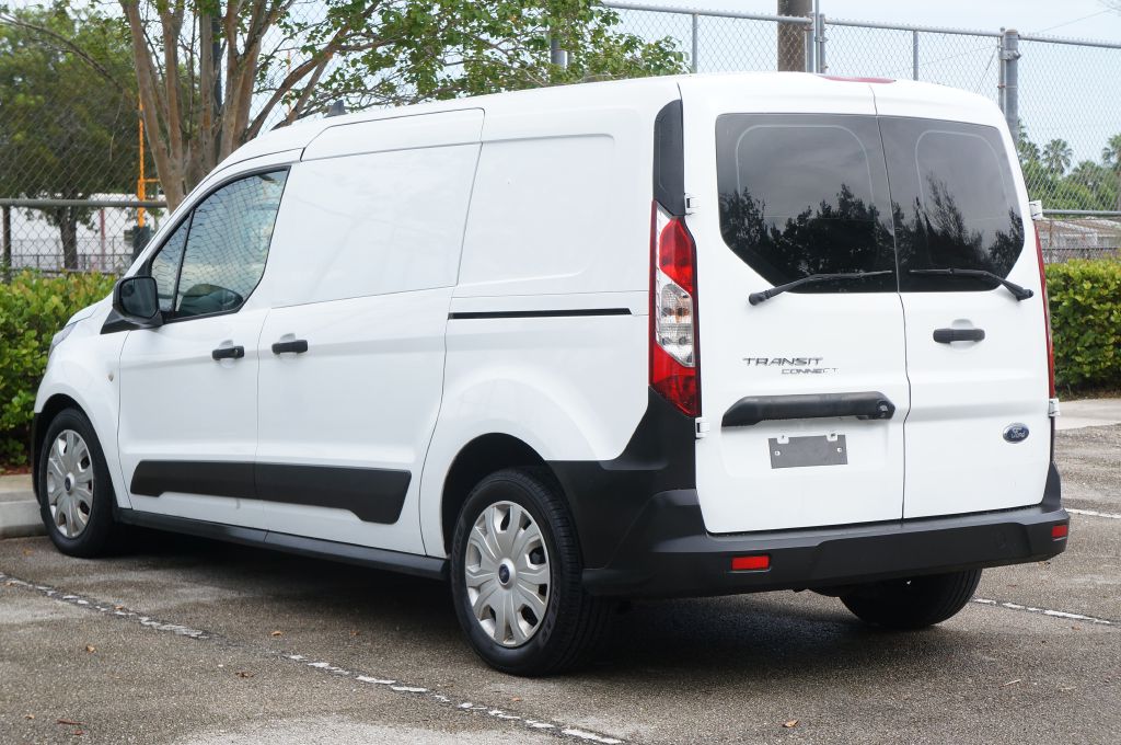 Photo 8 of this FORD TRANSIT CONNECT