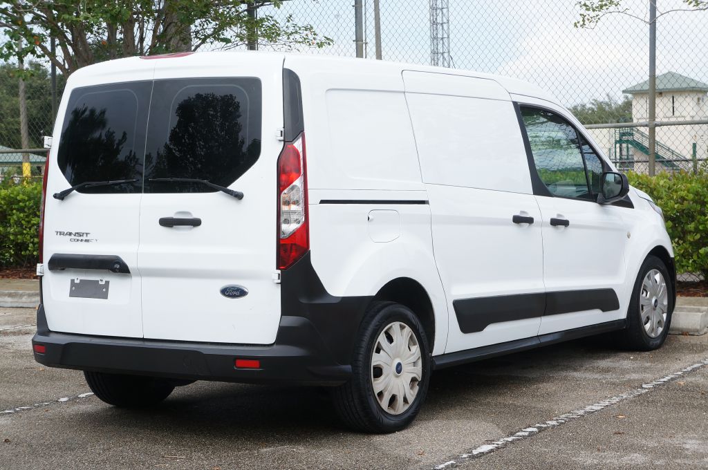 Photo 11 of this FORD TRANSIT CONNECT