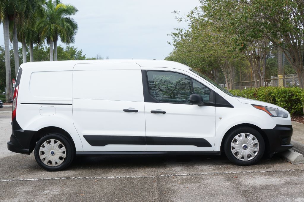 Photo 12 of this FORD TRANSIT CONNECT
