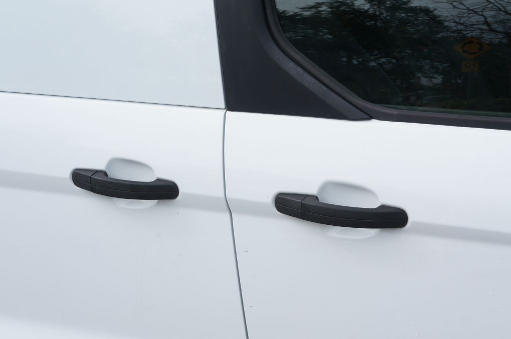 Photo 16 of this FORD TRANSIT CONNECT