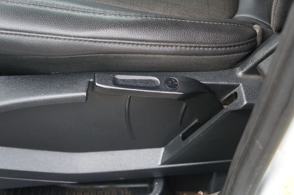Photo 26 of this FORD TRANSIT CONNECT