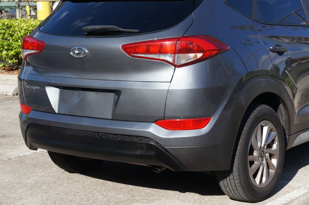 Photo 14 of this HYUNDAI TUCSON SEL