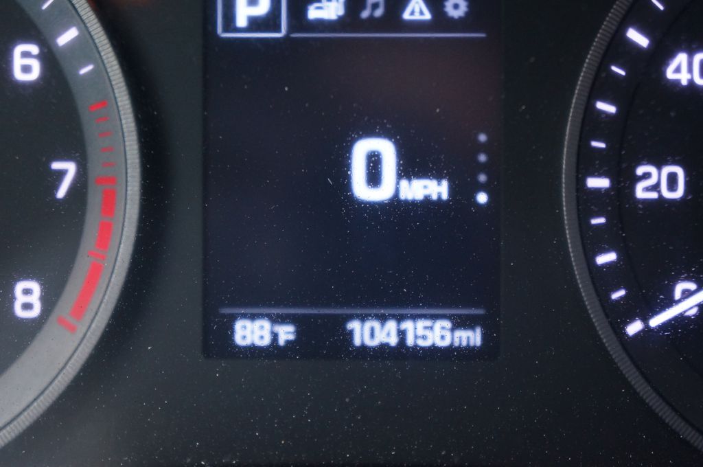 Photo 34 of this HYUNDAI TUCSON SEL