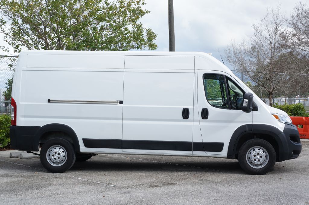 Photo 13 of this RAM PROMASTER HR