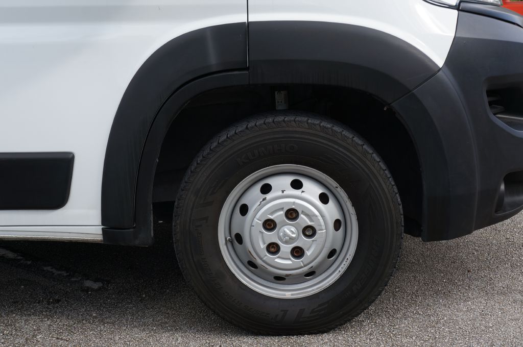 Photo 17 of this RAM PROMASTER HR