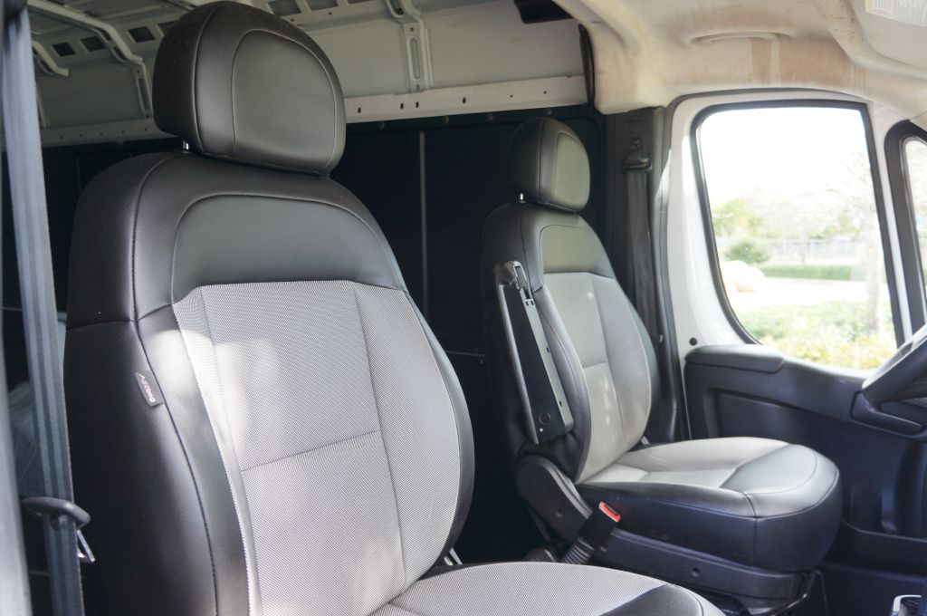 Photo 26 of this RAM PROMASTER HR