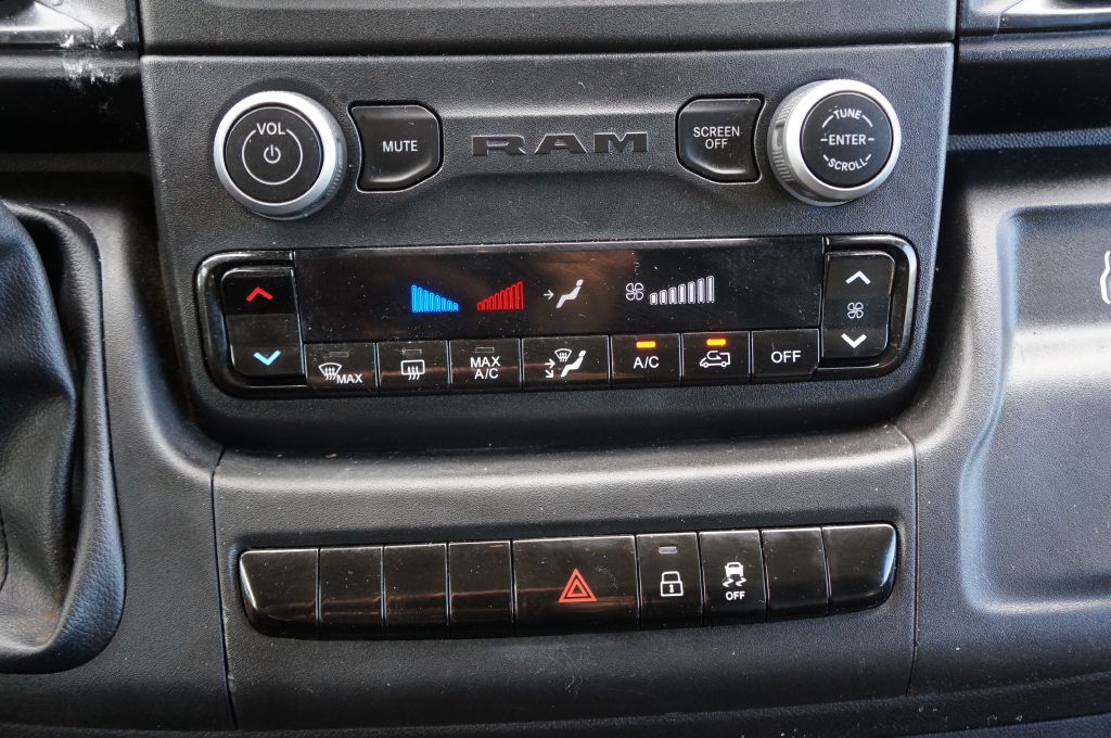 Photo 32 of this RAM PROMASTER HR