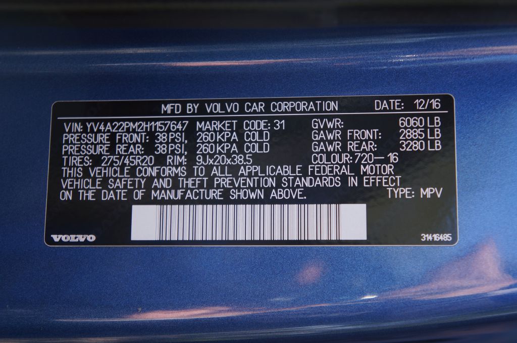Photo 36 of this VOLVO XC90 R-DESIGN